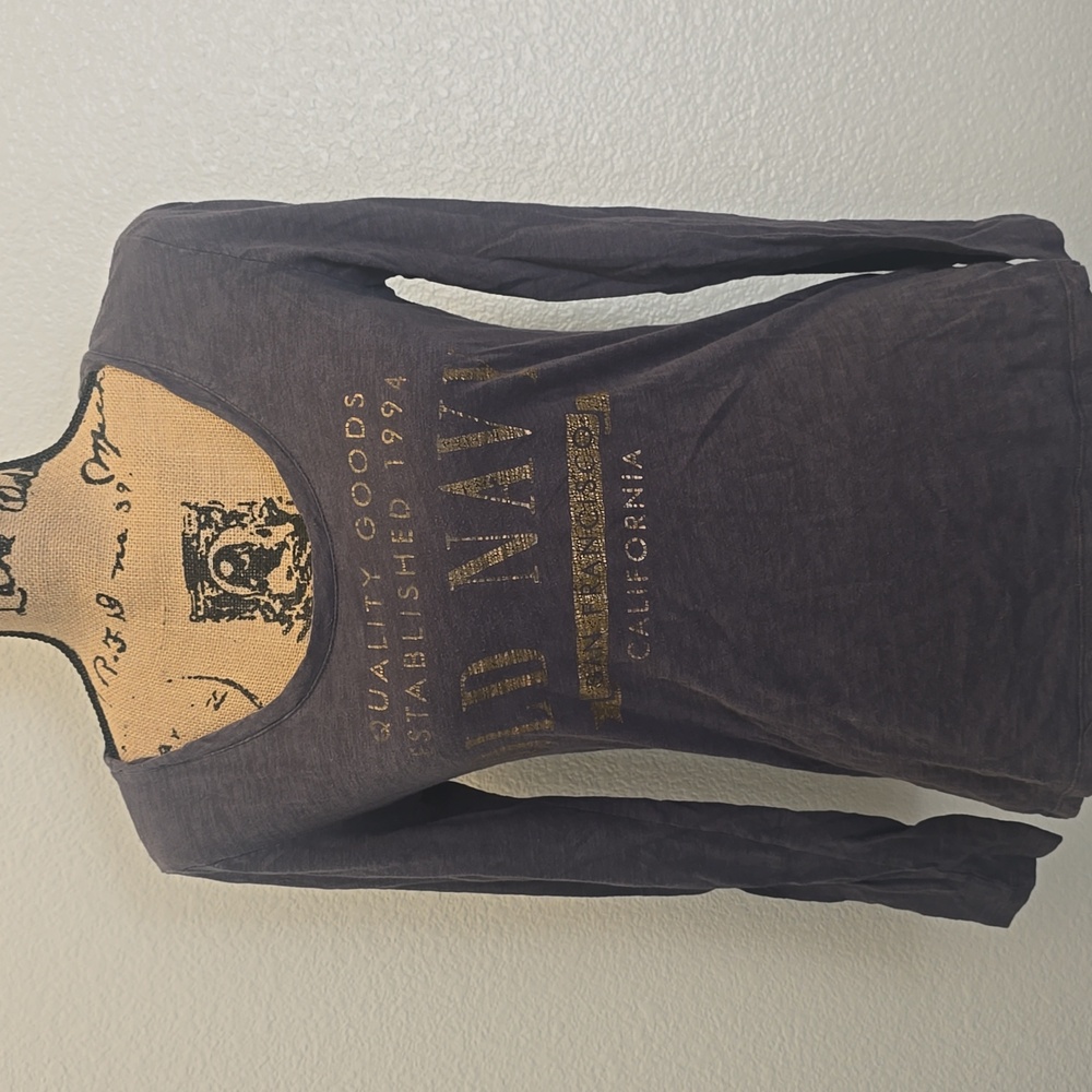Old Navy long sleeve top